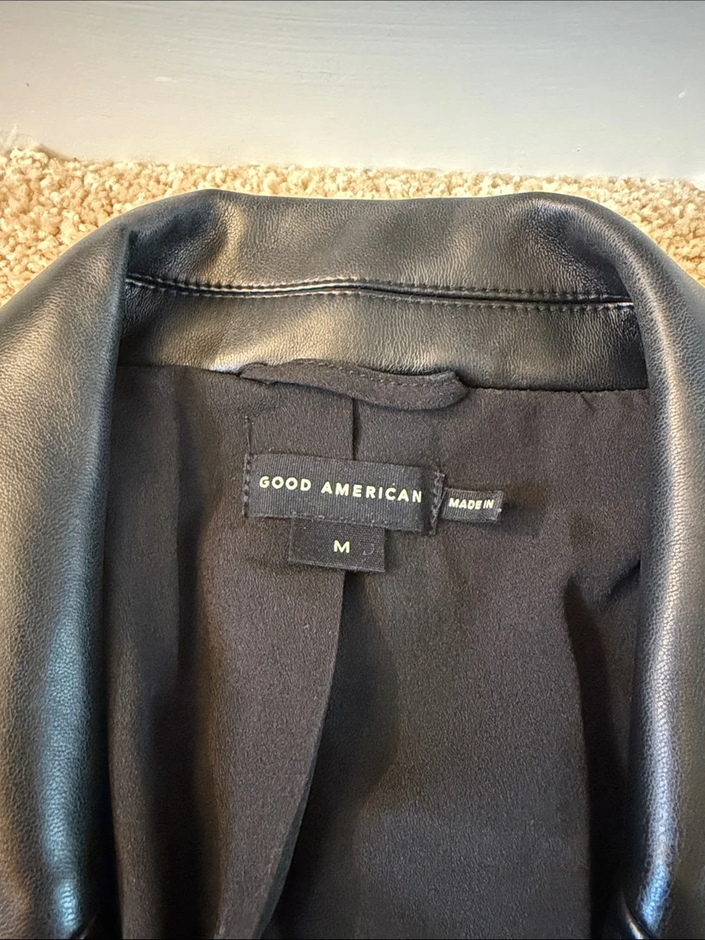 Good American Black Faux Leather Tailored Blazer Size Medium - Picture 9 of 10